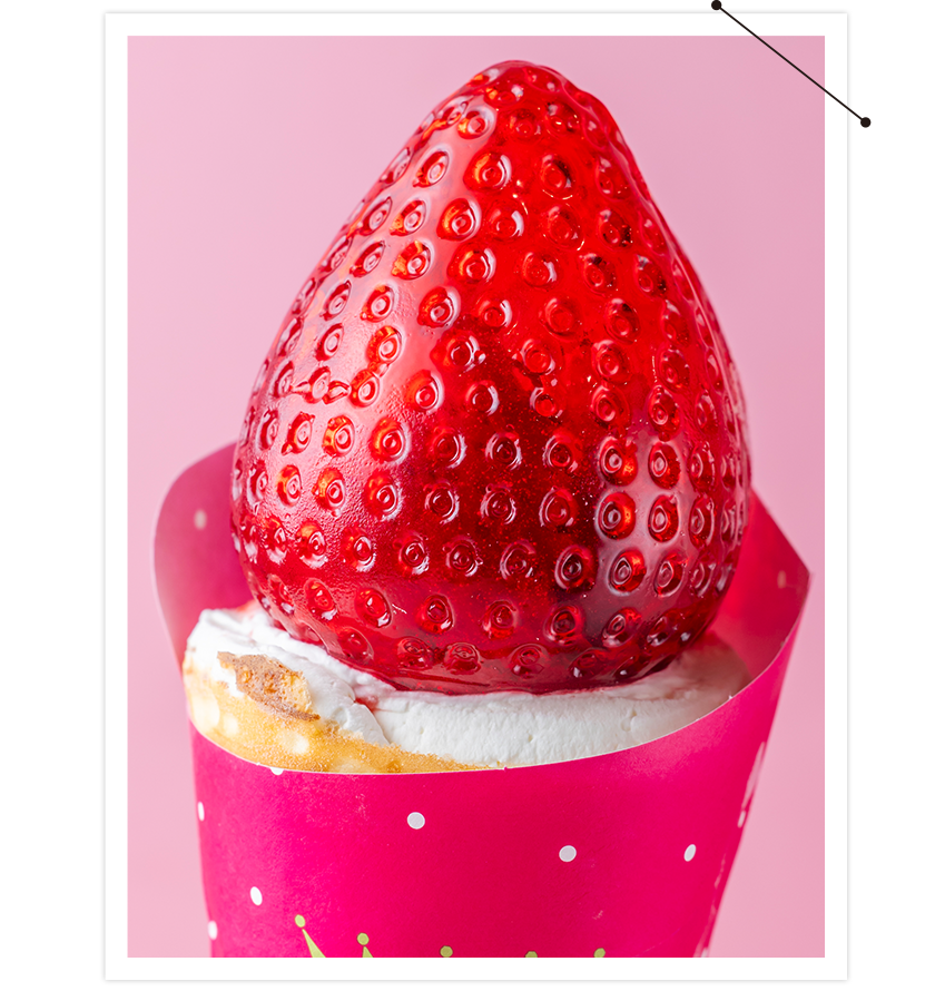 BIGいちご飴串クレープ